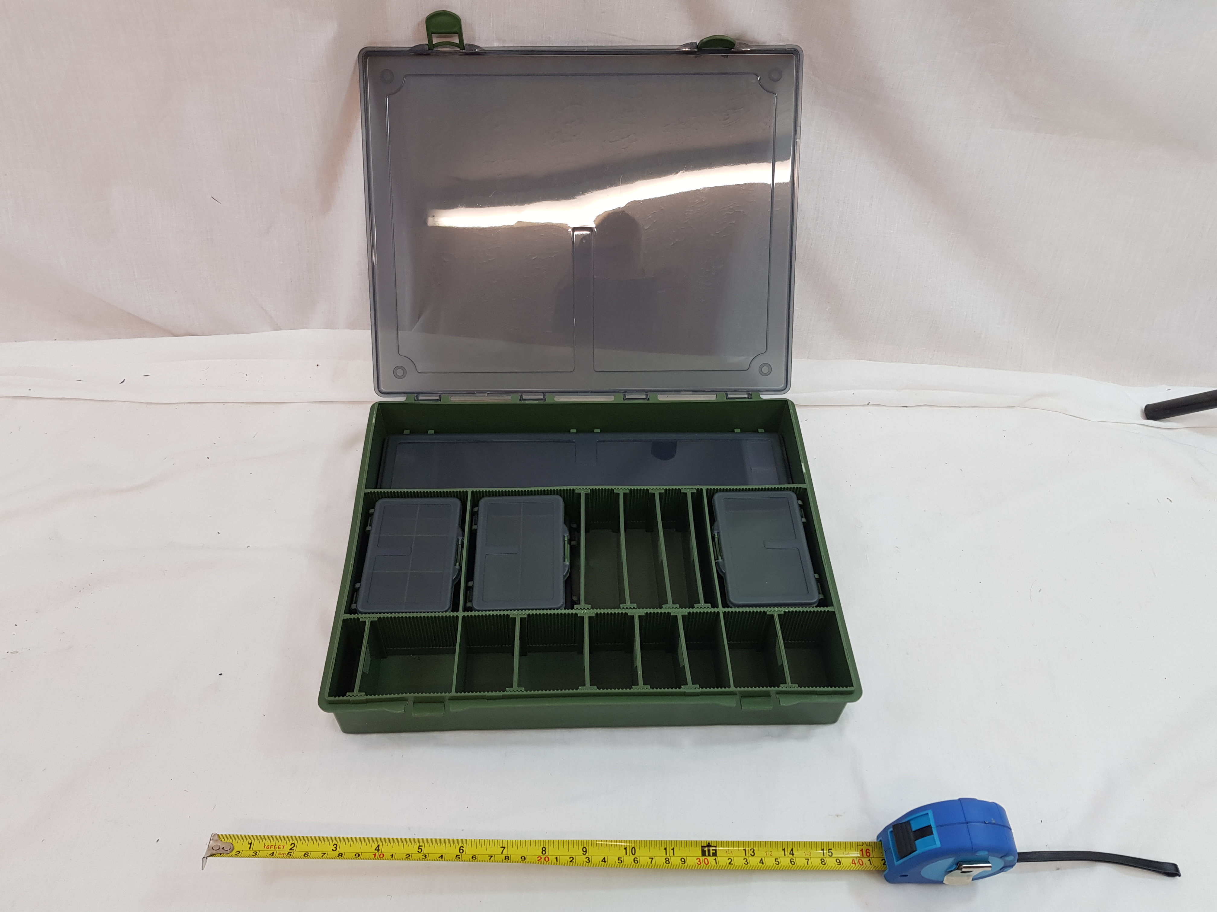 CARP FISHING TACKLE BOX, 10 PIECE LARGE SYSTEM RIG BOX 5055457219913 eBay